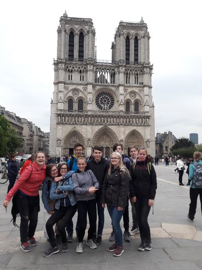 katedrala Notre Dame de Paris.jpg